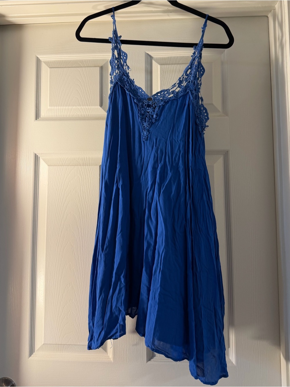 Entro Med Royal Blue Lace-Trim flowy dress